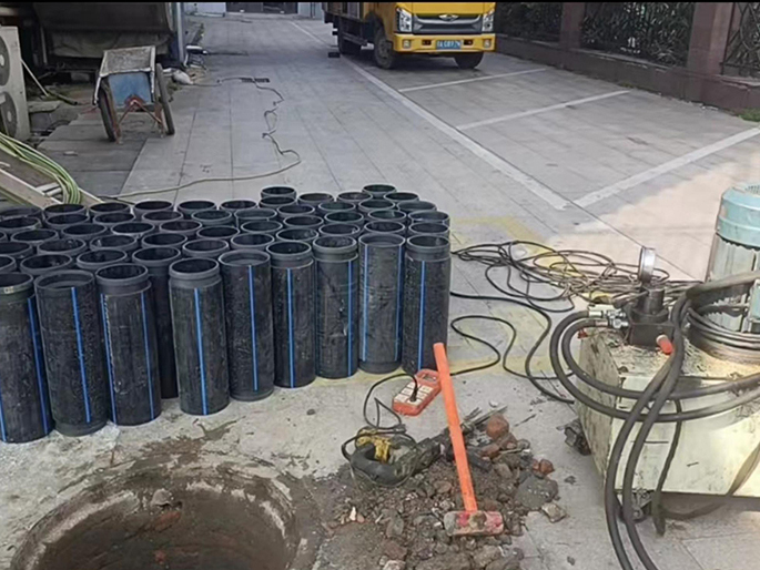 胶南PE置换管厂家 DN315置换管 非开挖管短管置换